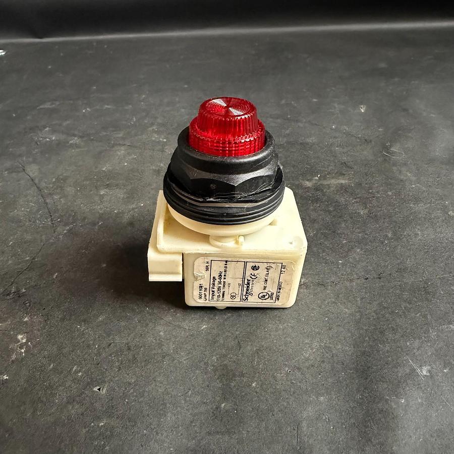 Used SCHNEIDER ELECTRIC 9001KM1 RED PILOT LIGHT ($25 OBO)