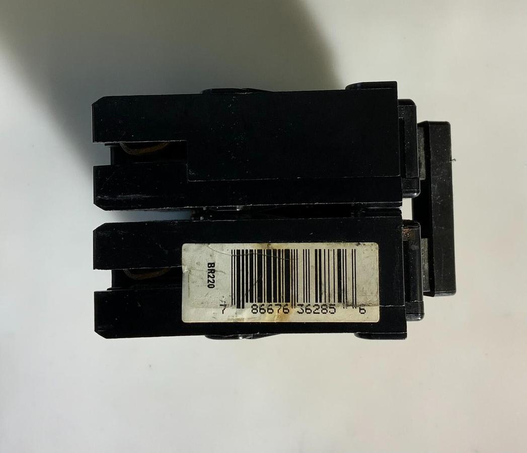 Used EATON BR220 (20A) ($9.99/EACH OBO)