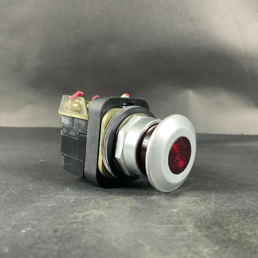 Used ALLEN BRADLEY 800T-FXP16 D4 RED PUSHBUTTON ($50 OBO)