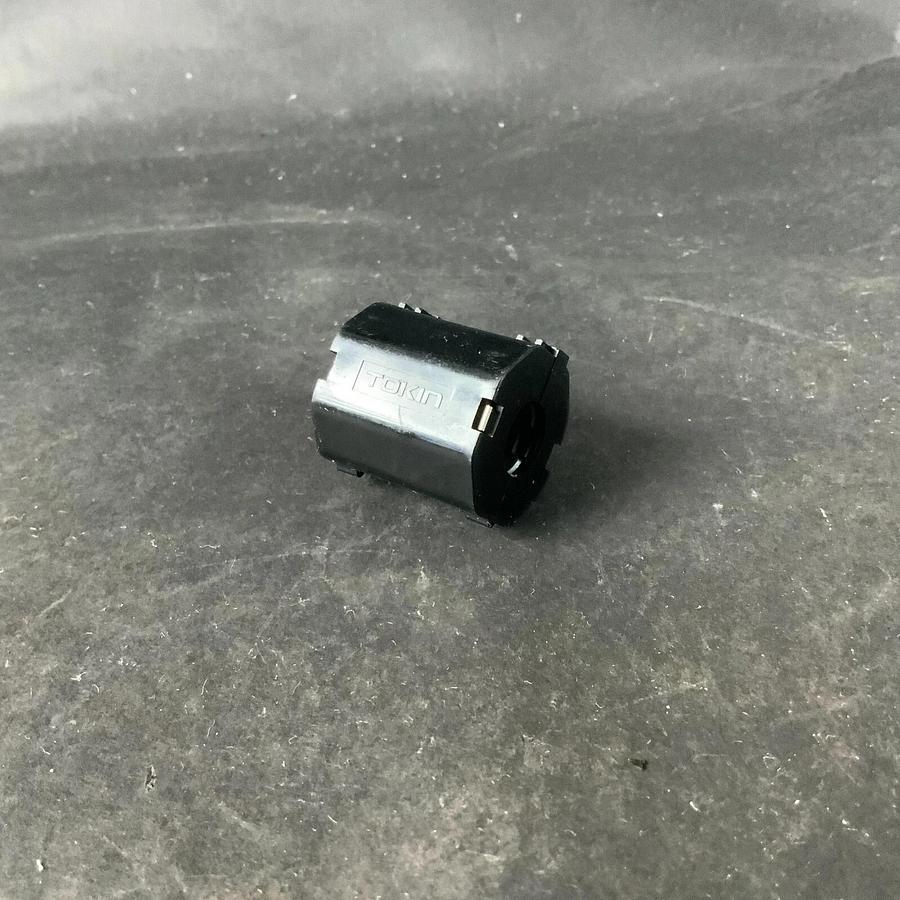 Used TOKIN ESD-SR-25 FERRITE CORE ($5 OBO)