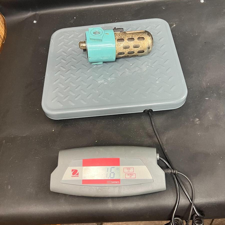 Used WILKERSON L16-03-000 LUBRICATOR ($40 OBO)