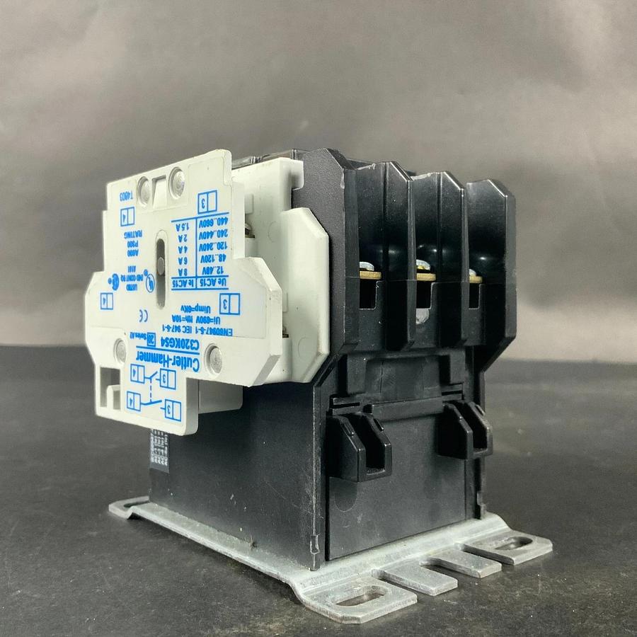 Used EATON C25DND330 DEFINITE PURPOSE CONTACTOR ($25 OBO)