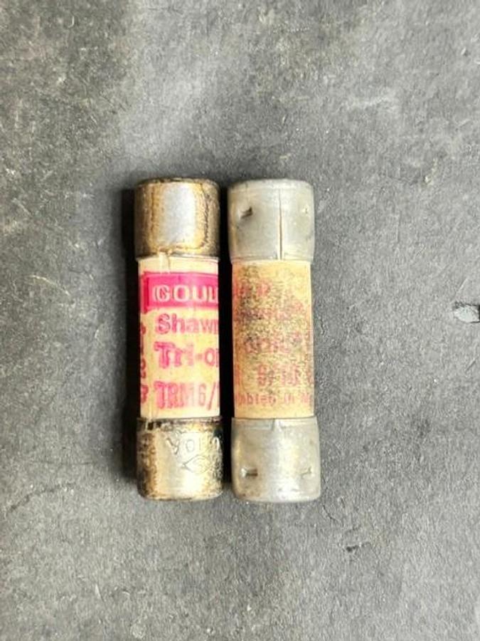 Used GOULD SHAWMUT TRM-6/10 FUSE - GROUP OF 2
