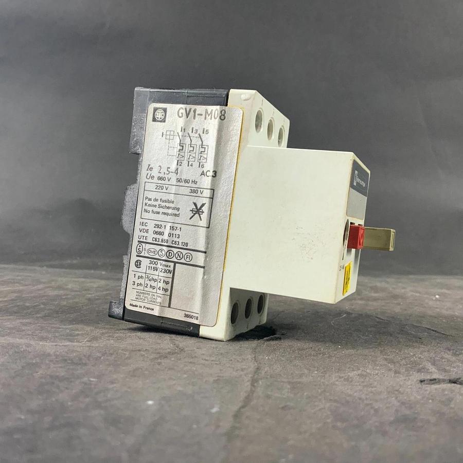 Used TELEMECANIQUE GV1-M08 CIRCUIT BREAKER ($15 OBO)