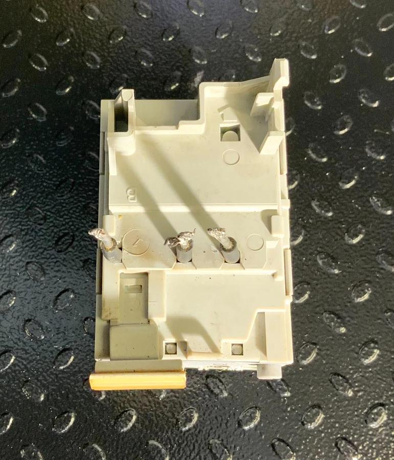 Used ALLEN BRADLEY 193-EA1CB ($9.99/EACH OBO)