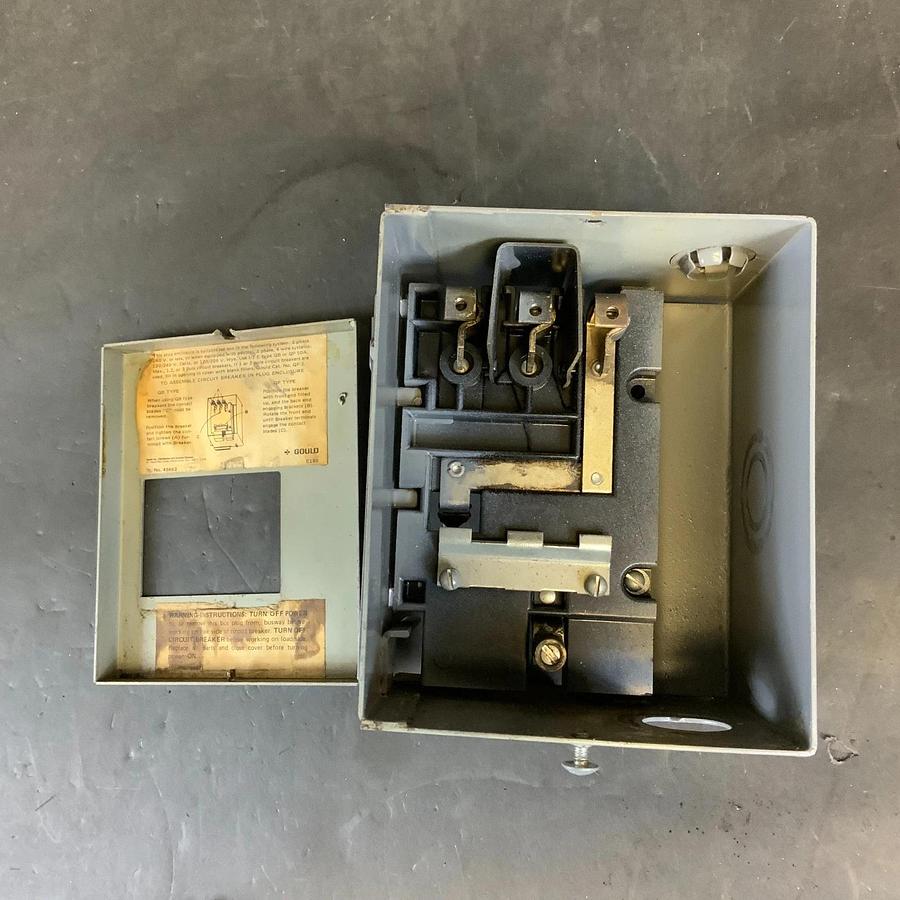 Used ITE XEQ450 BUS PLUG ($40 OBO)