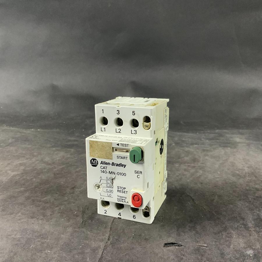 Used ALLEN BRADLEY 140-MN-0100 MANUAL STARTER ($20 OBO)