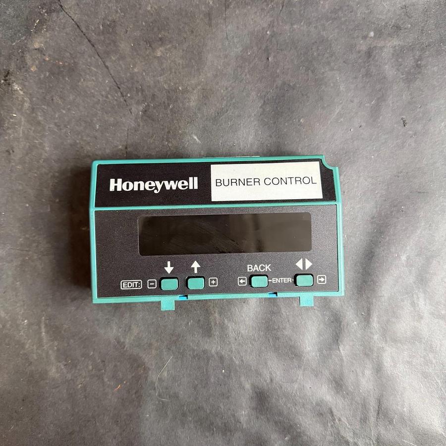 Used HONEYWELL S7800A1142 BURNER CONTROL DISPLAY ($230 OBO)