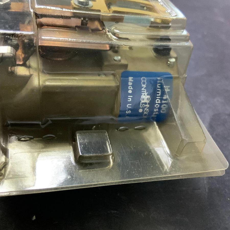 JOHNSON CONTROLS H-4100-203 REVERSE ACTING HUMIDISTAT - NEW ($25 OBO)