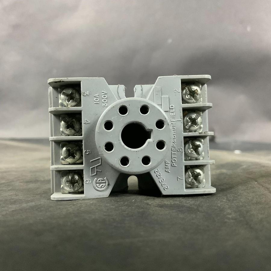 Used POTTER & BRUMFIELD 27E122 RELAY SOCKET ($3 OBO)