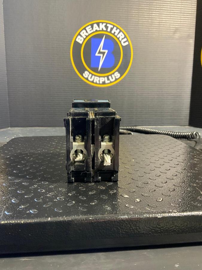 Used HUBBELL BRYANT BR250 2POLE CIRCUIT BREAKER ($12.50 OBO)