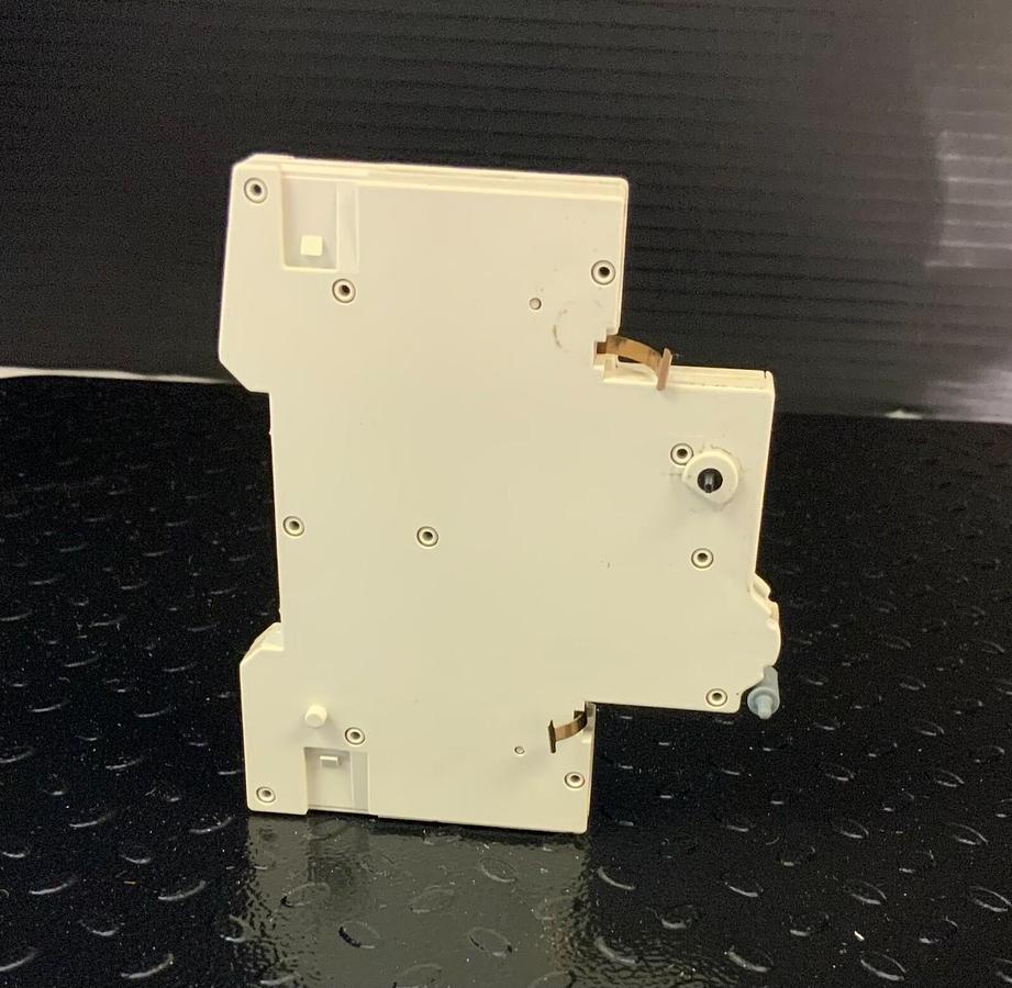 Used SIEMENS 5ST3013 ($34.99/ EACH OBO)