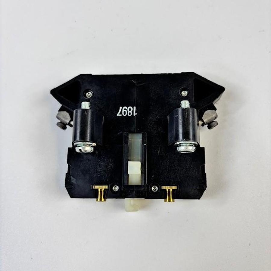 Used CUTLER-HAMMER C320KB7 AUXILIARY CONTACT