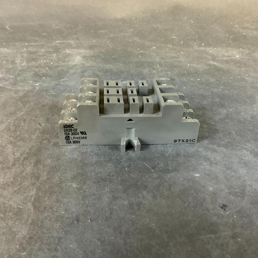 Used IDEC SR3B-02 RELAY SOCKET ($7 OBO)