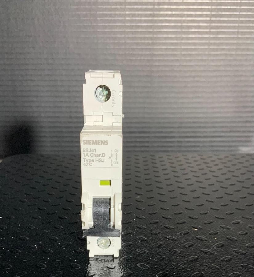 Used SIEMENS 5SJ4101-8HG40 ($29.99/EACH OBO)