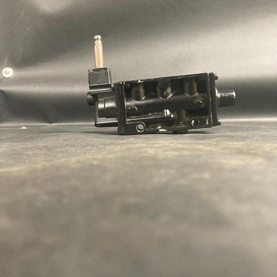 Used NORGREN K71EA00KS6K12 AIR CONTROL VALVE 150PSIG 120DEG F ($60 OBO)