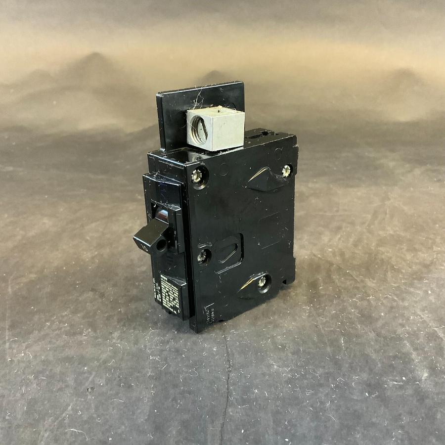 Used SIEMENS BQ1B015 CIRCUIT BREAKER ($5 OBO)