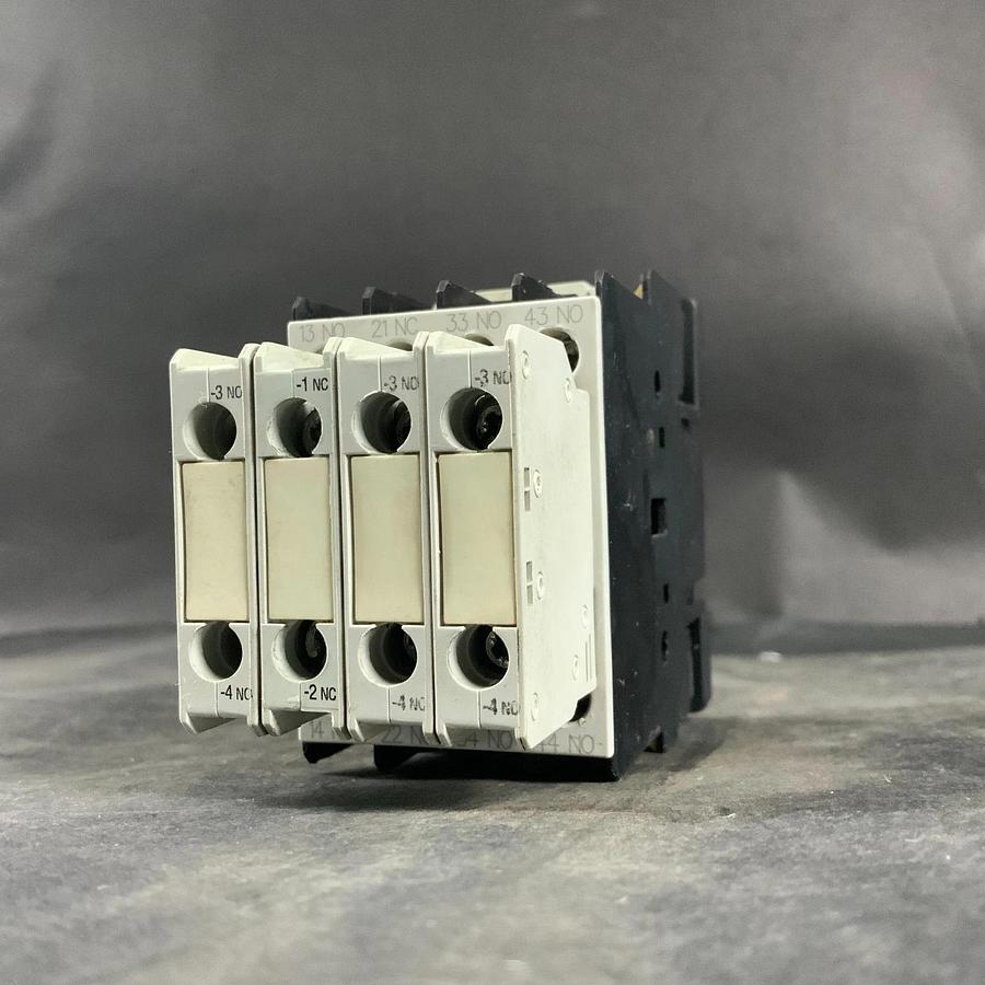 Used GENERAL ELECTRIC RL4RA031T W/ AUX CONTACT ($40 OBO)