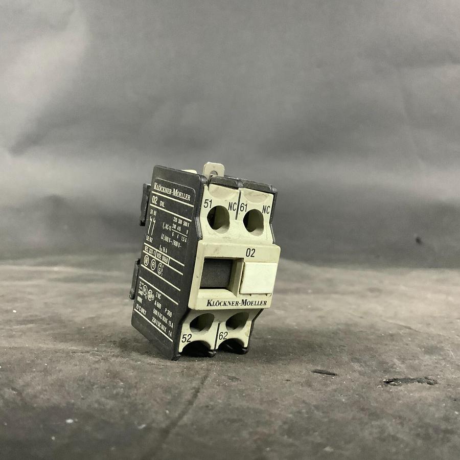 Used KLOCKNER MOELLER 02DIL AUXILIARY CONTACT ($12 OBO)