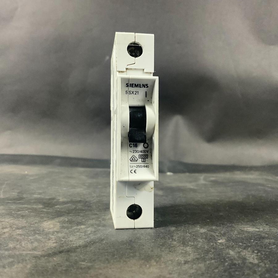 Used SIEMENS 5SX21-C16 CIRCUIT BREAKER ($10 OBO)