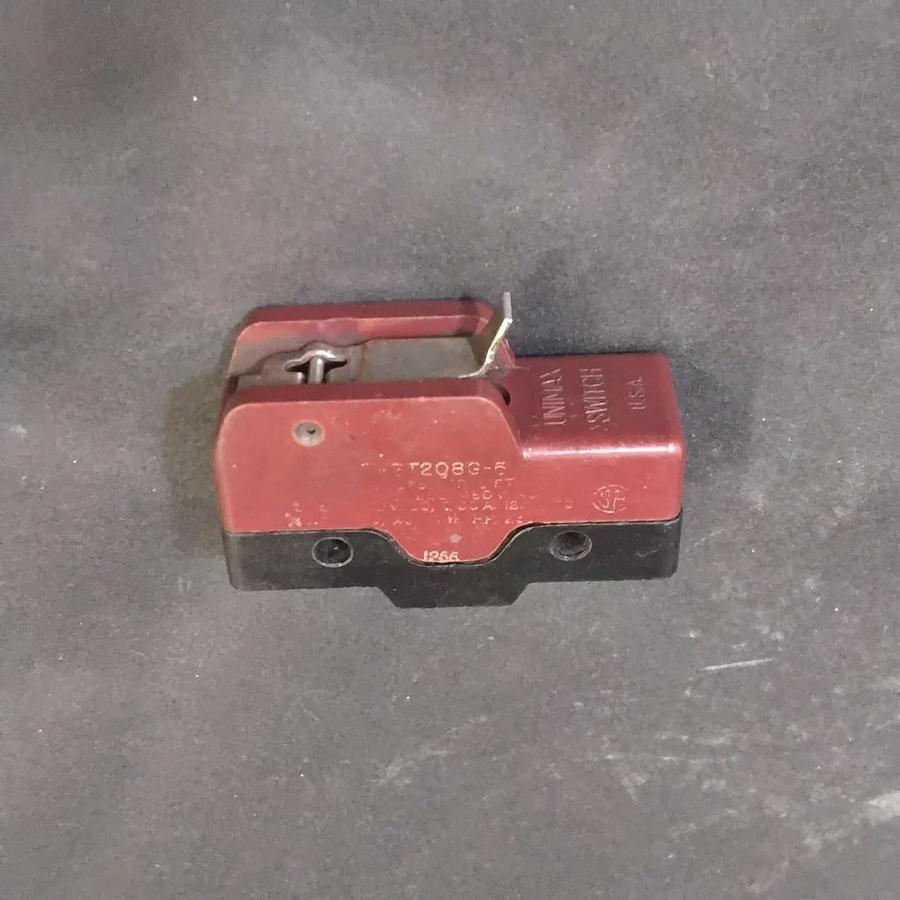 Used UNIMAX  208G-5 SNAP-ACTION MICROSWITCH ($5.60 OBO)