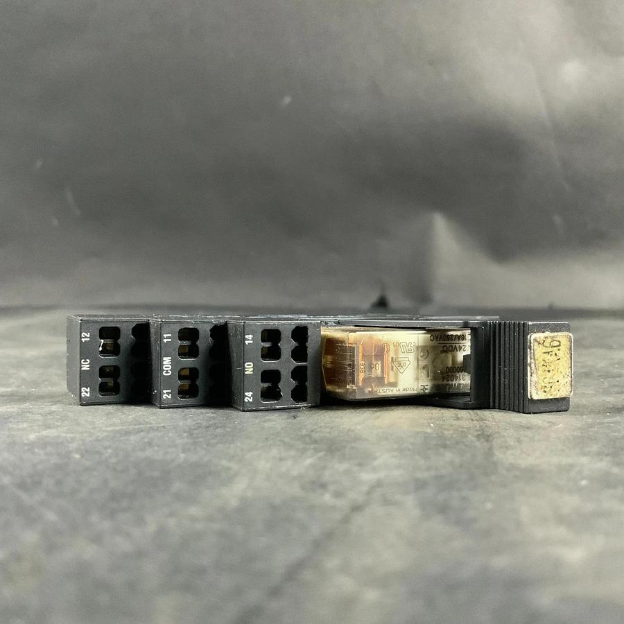 Used WEIDMULLER SRC 2C0 Z 8783930000 RELAY MOUNT BASE ($10 OBO)