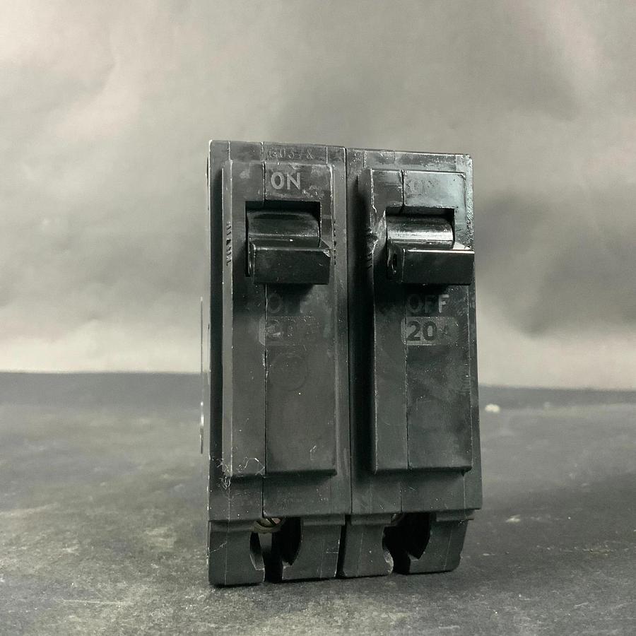 Used GENERAL ELECTRIC RT-690 20 AMP CIRCUIT BREAKER ($12 OBO)