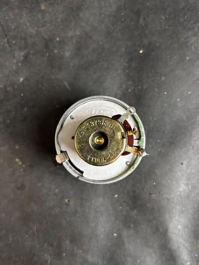 Used VISHAY MODEL 21 TURNS COUNTING DIAL ($17 OBO)