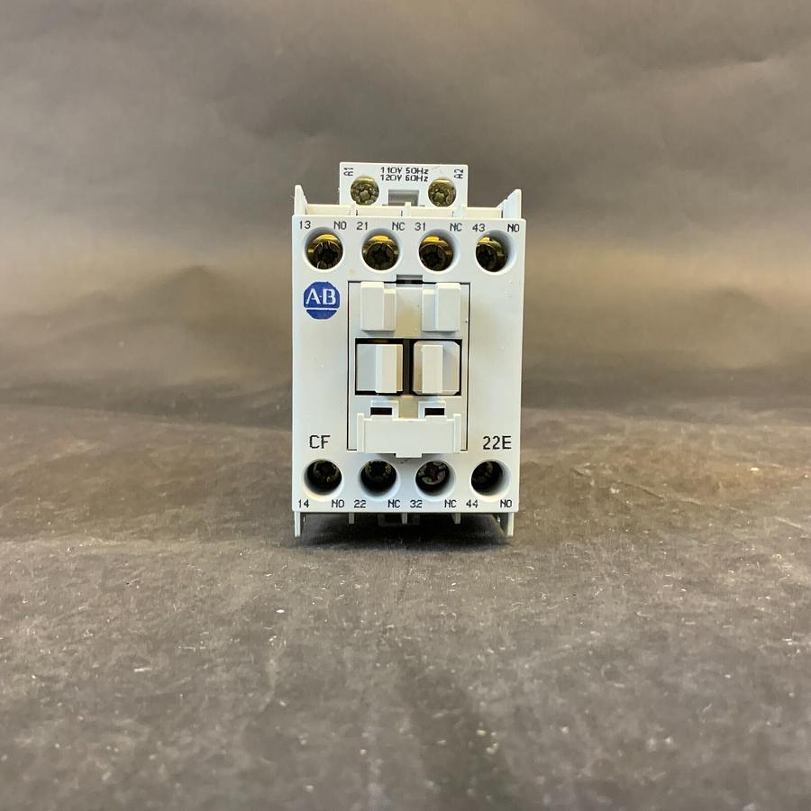 Used ALLEN BRADLEY 700-CF220A CONTROL RELAY ($10 OBO)