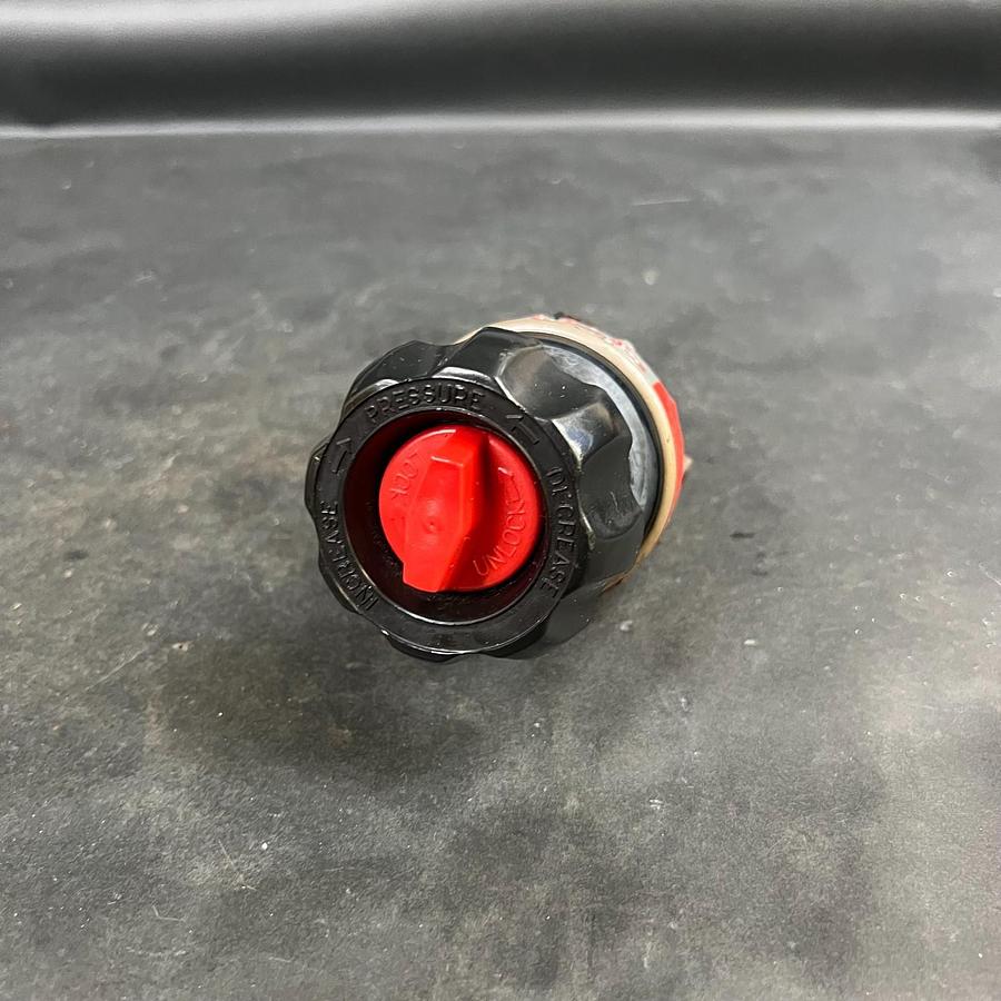 Used SCHRADER BELLOWS 3561-2200 REGULATOR ($100 OBO)