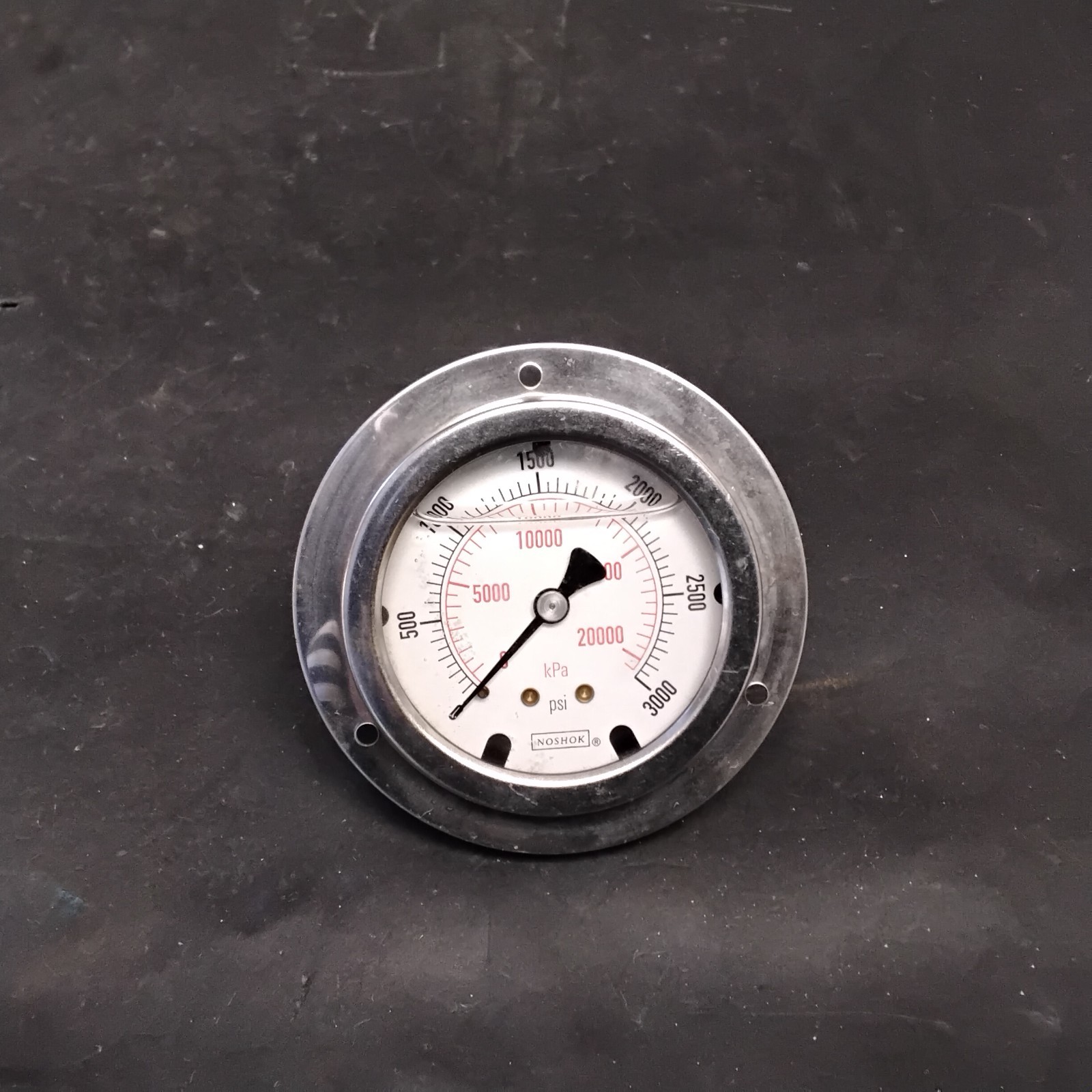Used NOSHOK 25-110-3000 PSI LIQUID-FILLED PRESSURE GAUGE ($15 OBO)