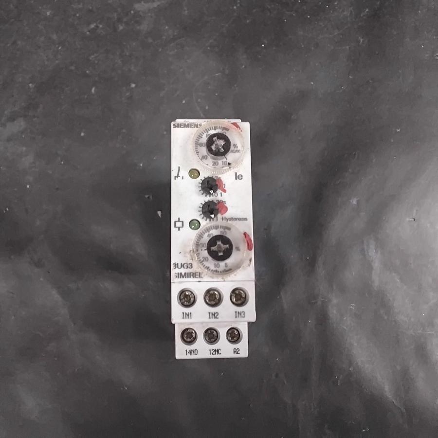 Used SIEMENS 3UG3522-1AL20 CURRENT MONITORING RELAY ($60 OBO)