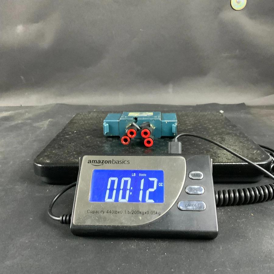 Used MAC 825C-PM-111CA-552 SOLENOID VALVE ($45 OBO)