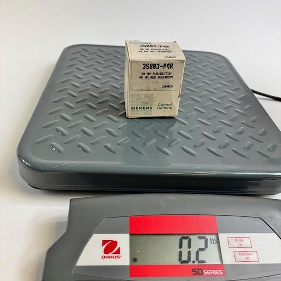 Used SIEMENS 3SB03-P4R RED MUSHROOM PUSHBUTTON