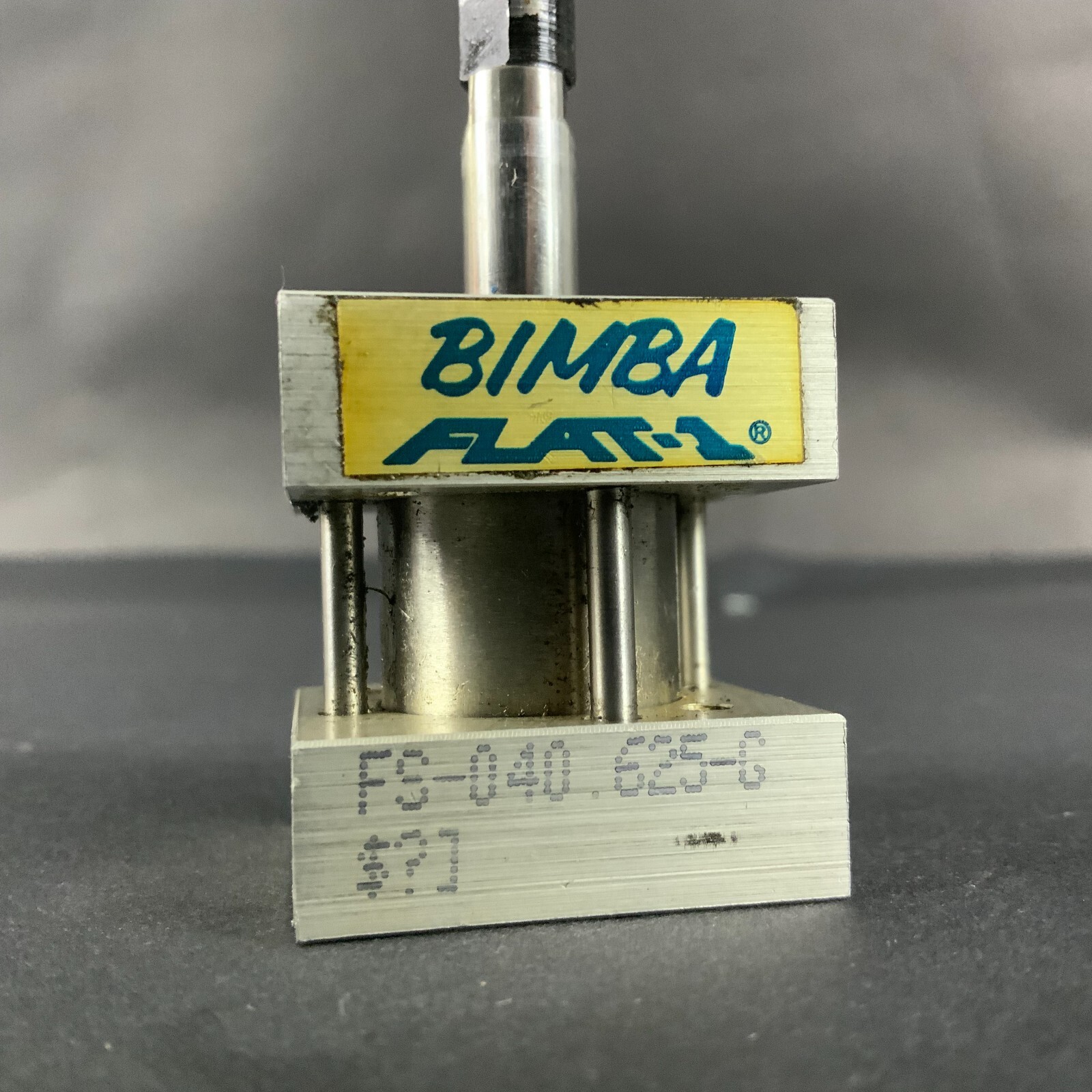 Used BIMBA FS-040 625-G PNEUMATIC CYLINDER ($15 OBO)