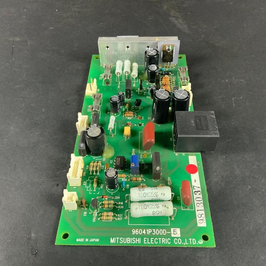 Used MITSUBISHI 96041P300D-5 CIRCUIT BOARD ($125 OBO)