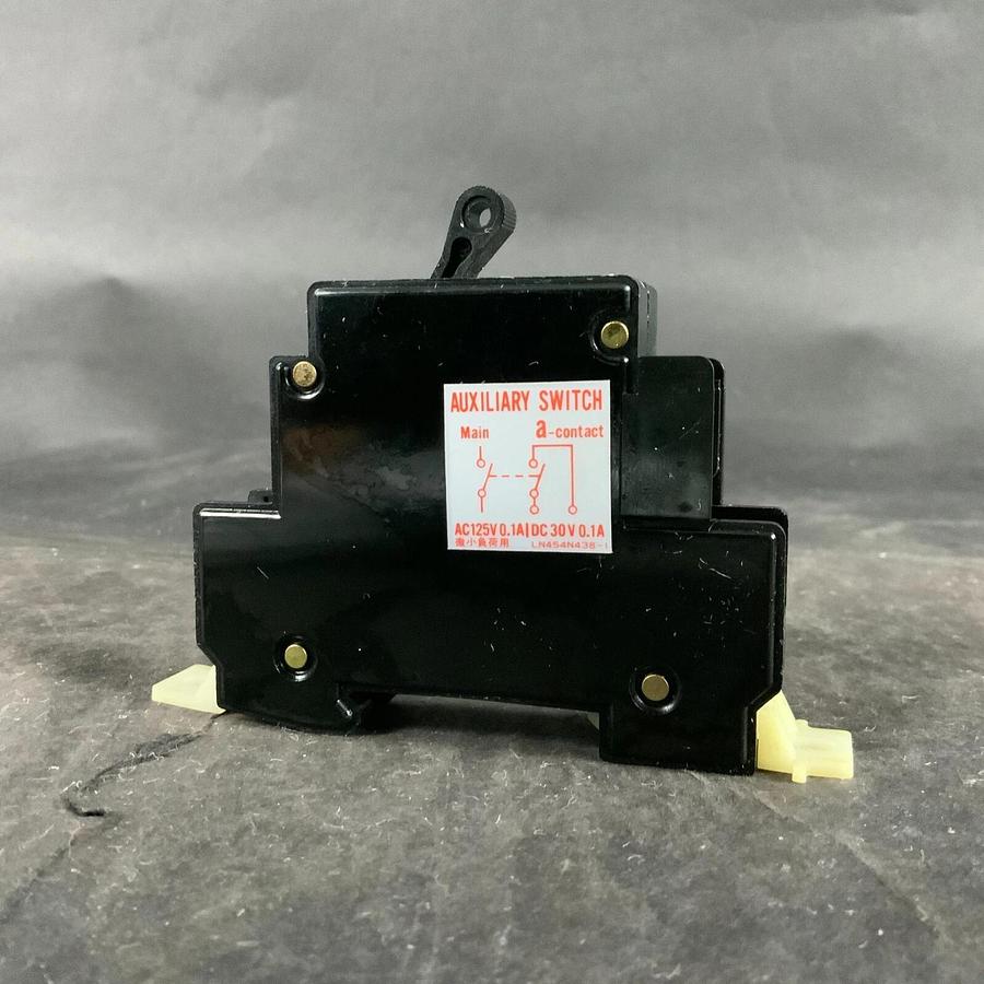 MITSUBISHI NKE-4421 CIRCUIT PROTECTOR ($10 OBO)
