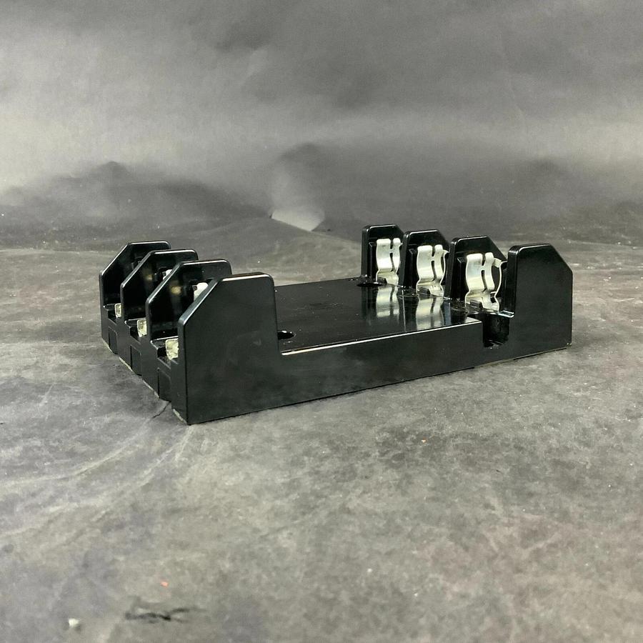 Used LITTELFUSE LH60030-3P FUSE BLOCK ($20 OBO)