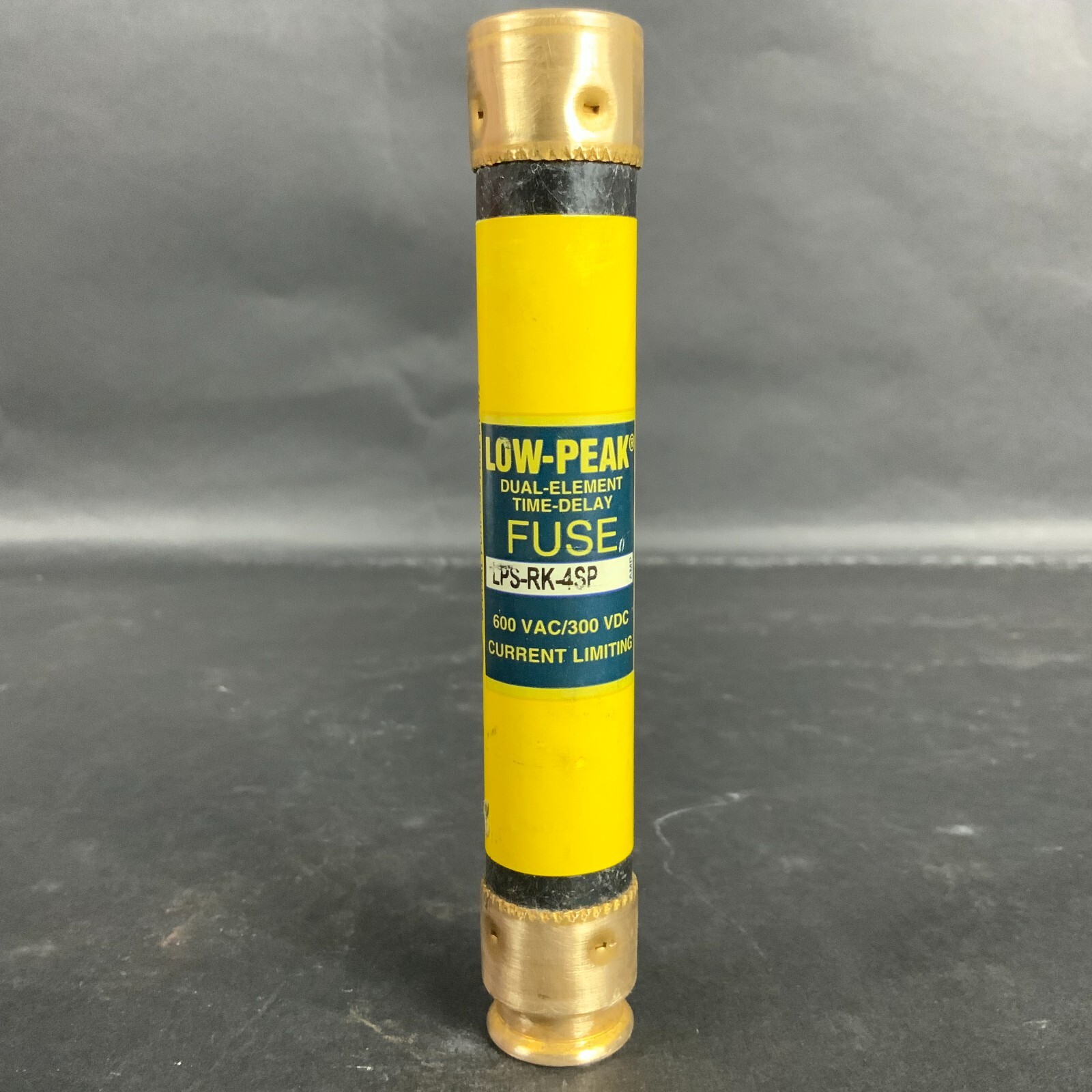 Used BUSSMANN LPS-RK-4SP LOW PEAK FUSE ($5 OBO)