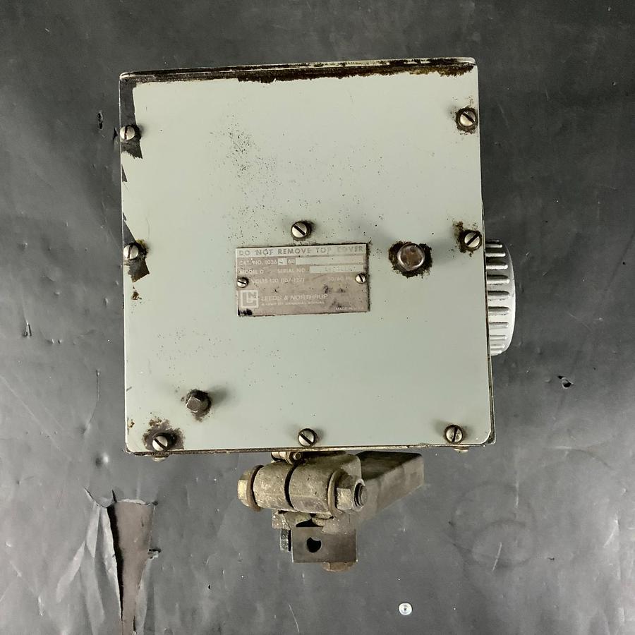 Used LEEDS & NORTHRUP 1912115 ACTUATOR ($650 OBO)