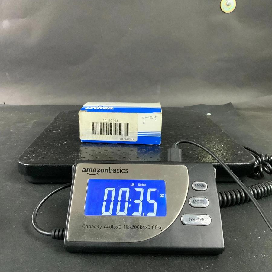 Used LEVITON 13357-NX LAMPHOLDER - QTY 5 ($10 OBO)