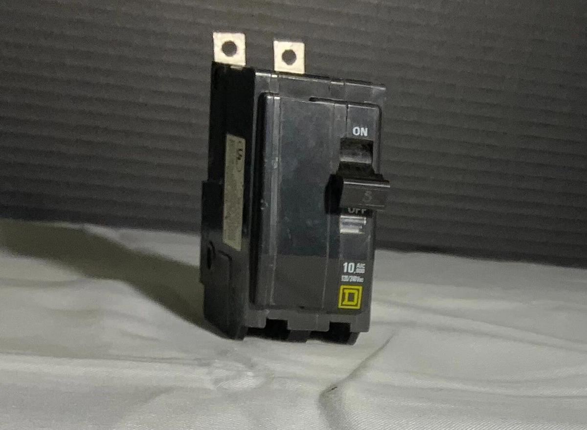Used SQUARE D QOB215 MJ-1291 ($29.99 OBO)