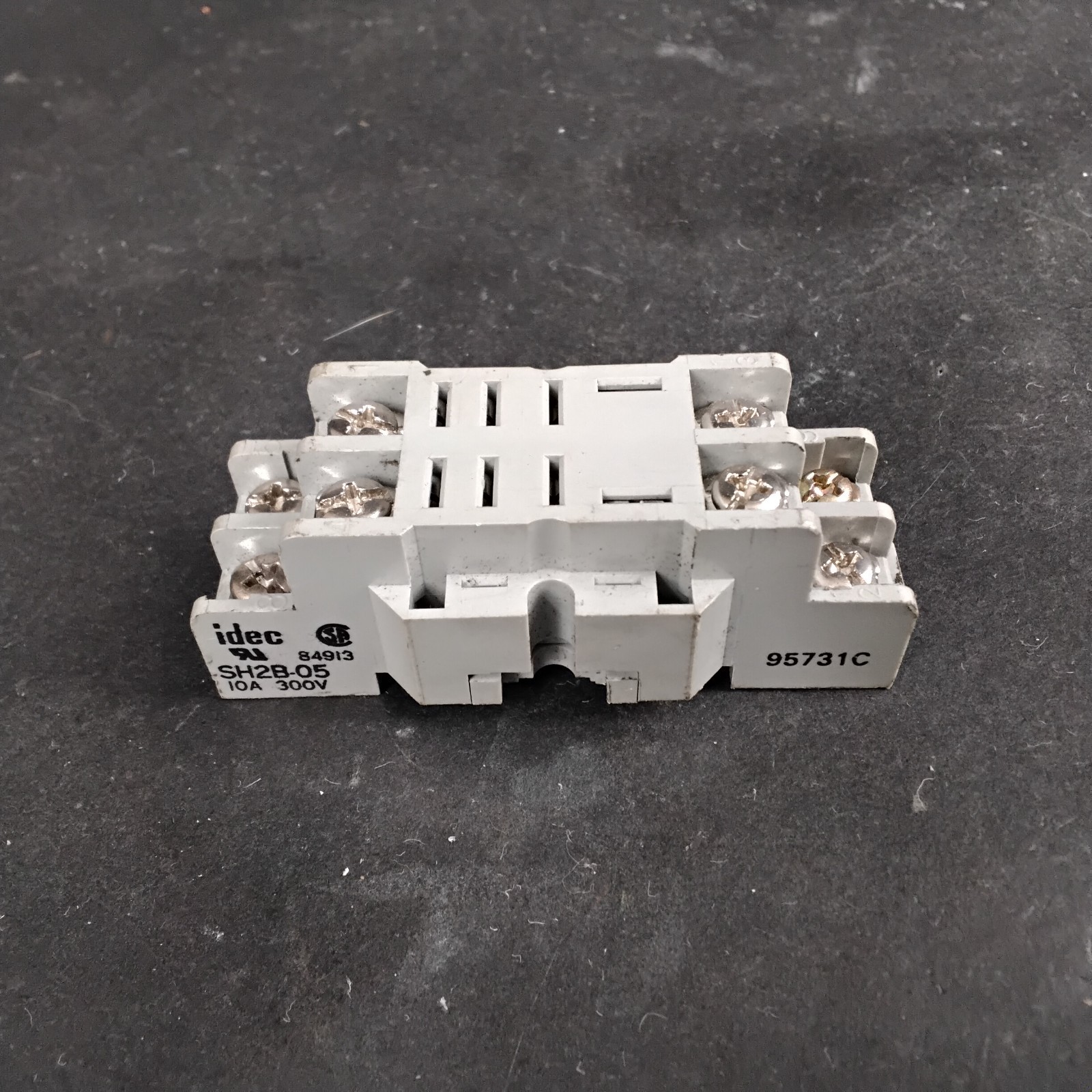Used IDEC SH2B-05 RELAY SOCKET ($8 OBO)
