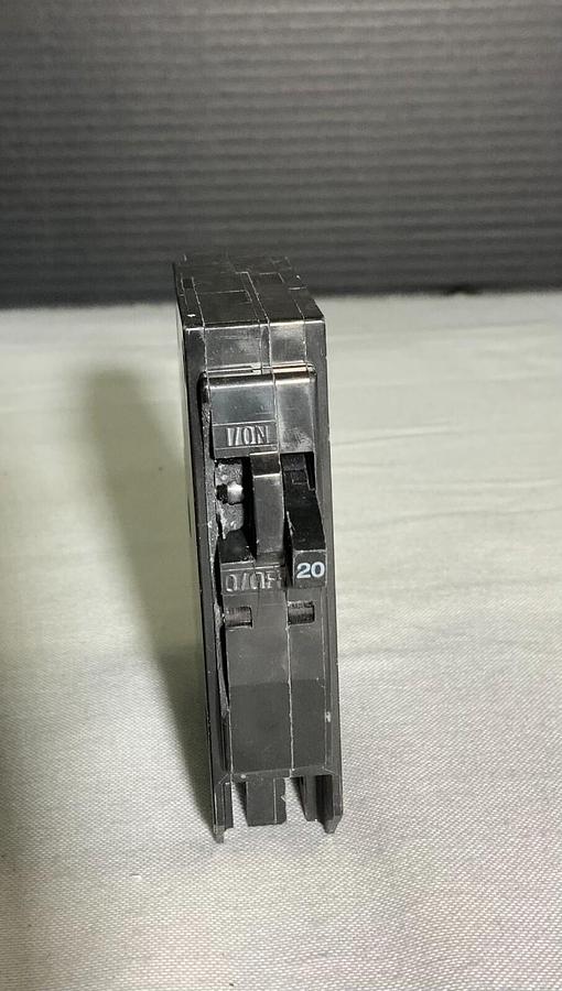 Used SCHNEIDER QOT2020C 20 A ($24.99 OBO)