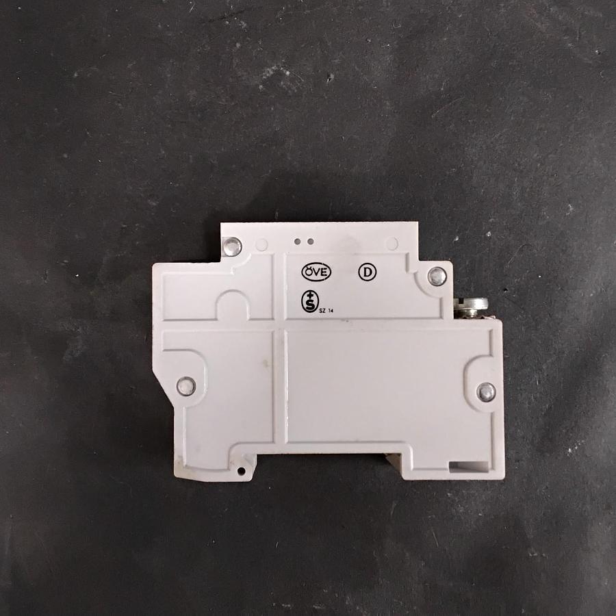 Used SIEMENS 5SN1 G6A CIRCUIT BREAKER ($10 OBO)