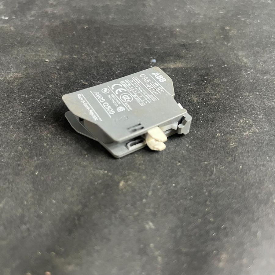 Used ABB CA5-01 AUX. CONTACT BLOCK ($12 OBO)