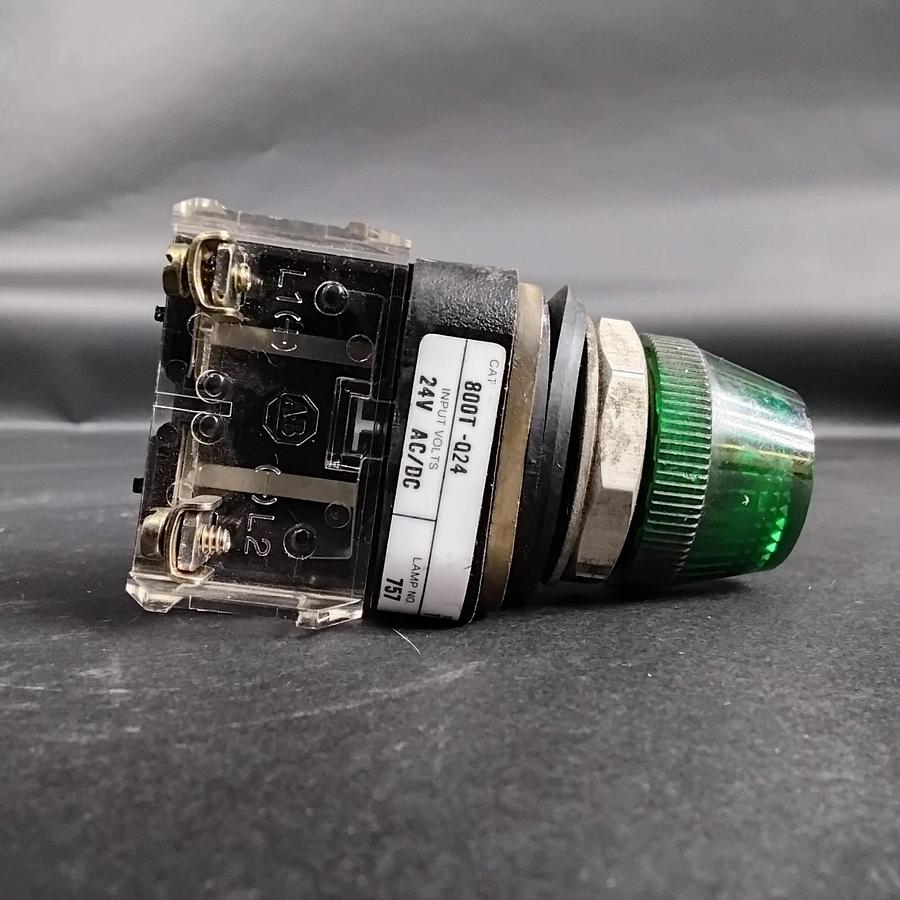 Used ALLEN BRADLEY 800T-Q24 GREEN PILOT LIGHT ($13 OBO)