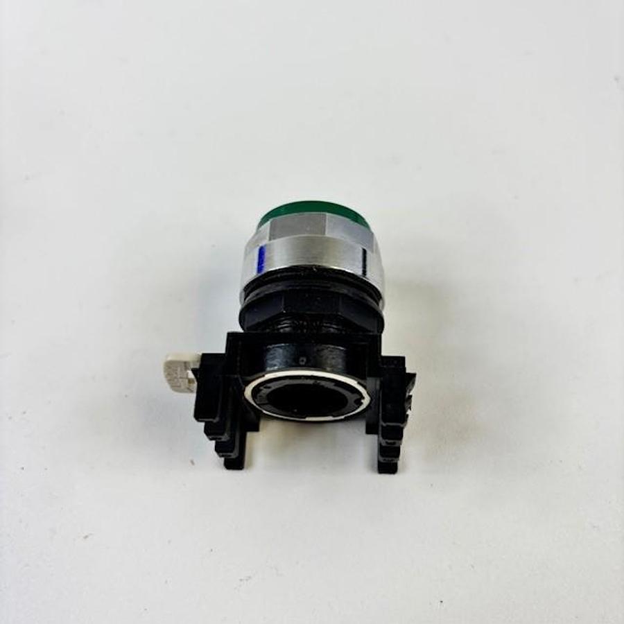 Used CUTLER-HAMMER E22E3 GREEN PUSHBUTTON