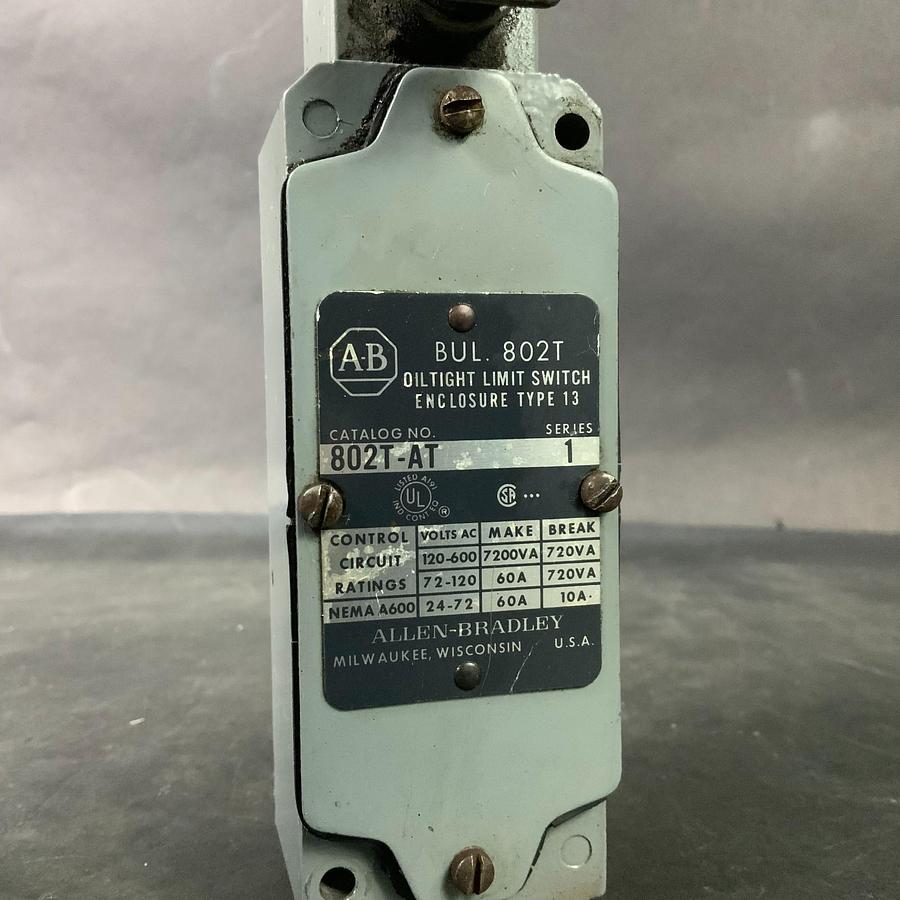 Used ALLEN BRADLEY 802T-AT LIMIT SWITCH ($60 OBO)
