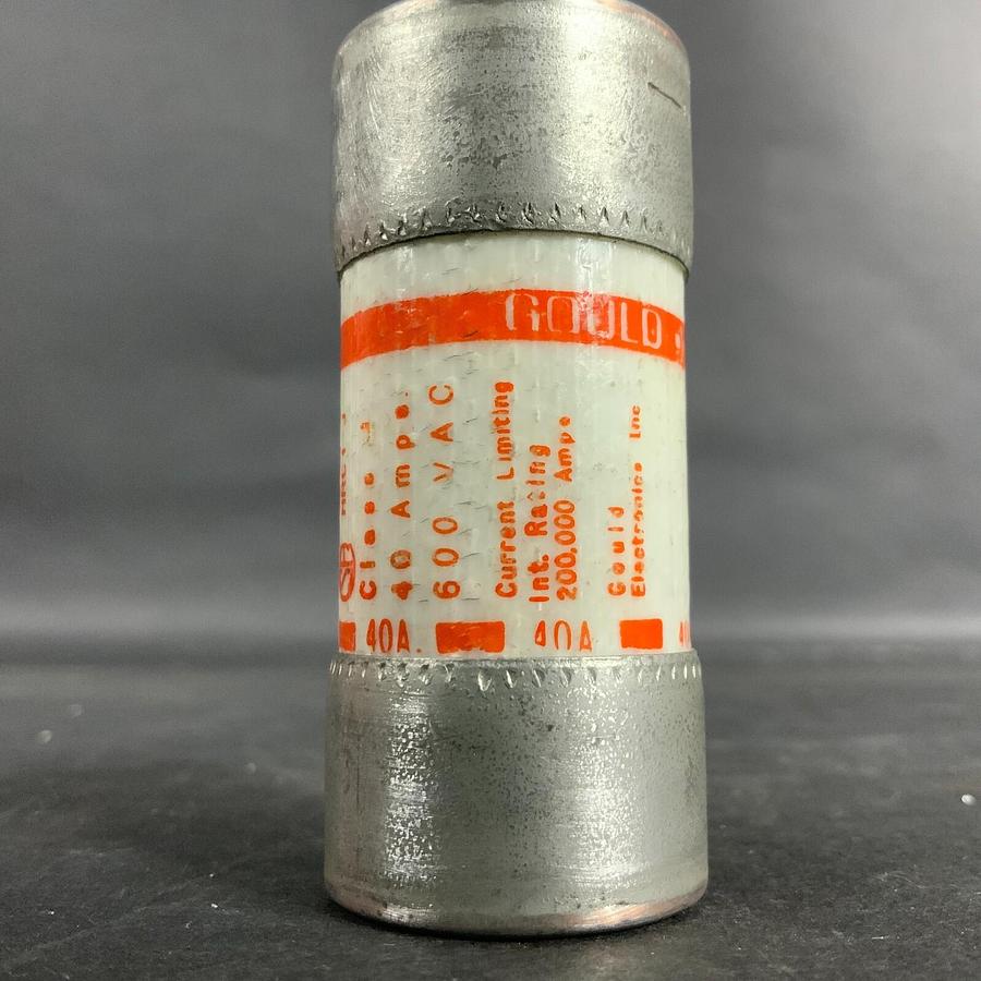 Used FERRAZ SHAWMUT A4J40 AMPTRAP FUSES ($19 OBO)